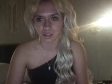 girl
        lalainlalaland7185632 cam image #244909