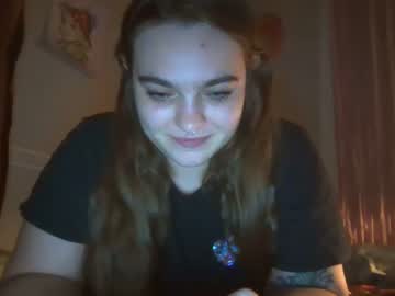 girl
        xlynn_ cam image #113154