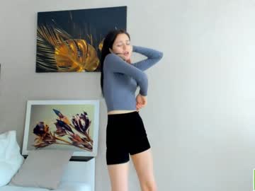 girl
        darlenefarman cam image #168922