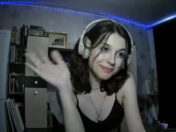girl
        alodieherlan cam image #265005