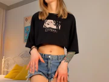 girl
        conniesperry cam image #54897