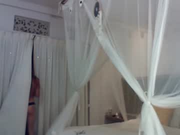 couple
        goddess_marylin cam image #118772