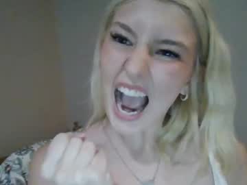 girl
        abbiewhite cam image #232879