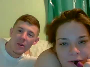 couple
        hornyfucks420 cam image #43858