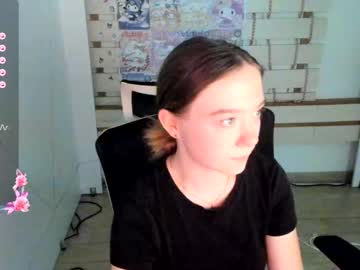 girl
        stasy_clapp cam image #187985