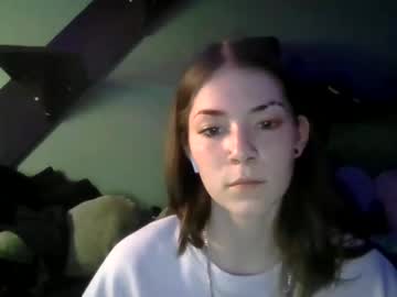 girl
        lilahinlace cam image #184765