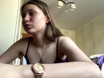 girl
        lucindascercy cam image #86811