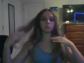 girl
        brooklynblair cam image #175423