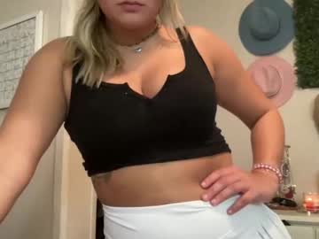 girl
        heyyitsabby4333 cam image #186220