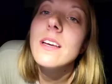 girl
        vobismeretrix cam image #85853