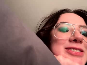 girl
        kalieghslut cam image #211413