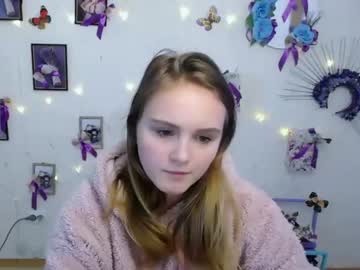 girl
        shy_cute_emma_ cam image #10929