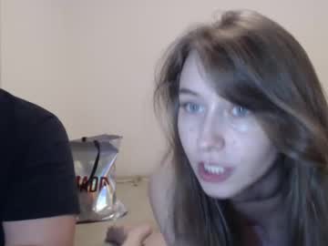couple
        thelilgoofball cam image #186785