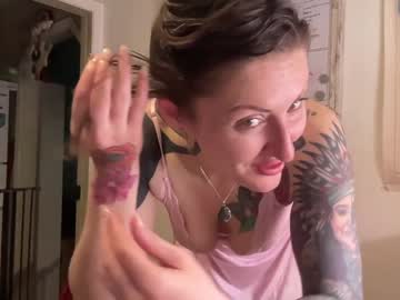 girl
        twerkingelle cam image #149915