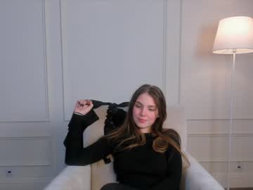 girl
        swetyway cam image #118447