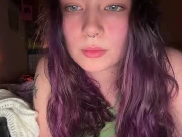 girl
        mminnnerva cam image #82162