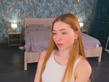 girl
        annitalail cam image #81095