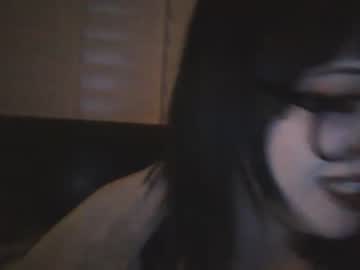 girl
        lottiepoppie cam image #142158