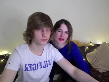 girl
        mrs_april cam image #45992