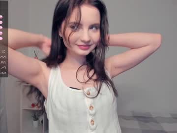 girl
        hello_mysun cam image #120562