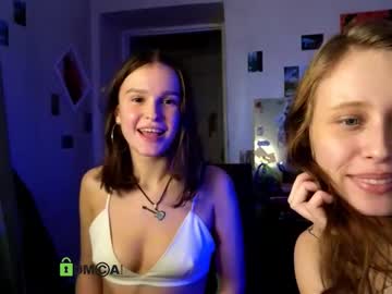 girl Adult Cam 2 Cam SEX with gigi_and_margo