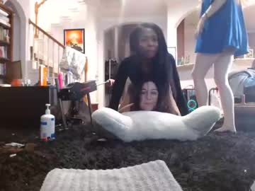 girl
        bunnynextdoor cam image #36383