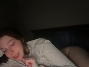 girl
        mia_camlover cam image #72010