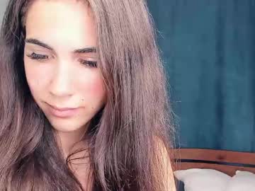 girl
        elly_rose_ cam image #185898