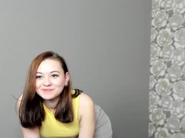 girl
        _katrin_pirs_ cam image #30204