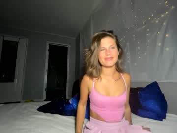 girl
        naturalnaomi cam image #106859