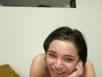 girl
        goddesscalixta cam image #150261