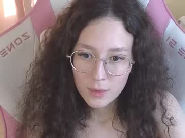 girl
        skibidiyepyepyep cam image #259694