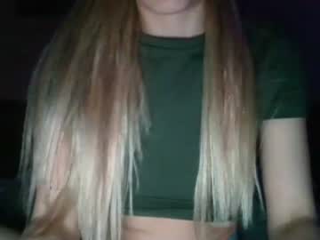 girl
        itsfoxybaby cam image #57744