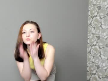 girl
        _katrin_pirs_ cam image #30220