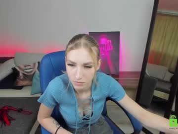 girl
        eva_polly_ cam image #110724