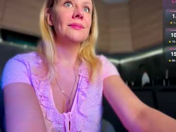 girl
        simply_sasha cam image #71300