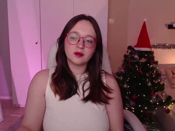 girl
        belinda_lee cam image #220890