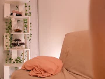 girl
        octaviaduty cam image #217695