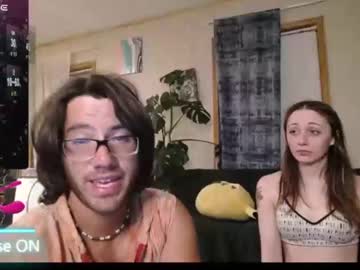 couple
        tiaterra cam image #189808