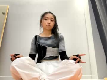 girl
        muiklecha cam image #70080