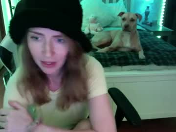 girl
        luckygal33 cam image #101525