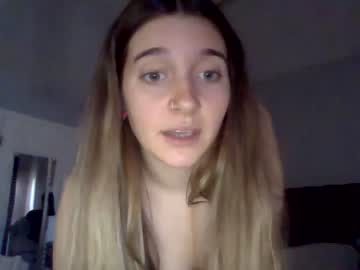 girl
        jillylovestay cam image #161505