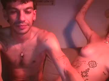 couple
        wetoohotties cam image #178156