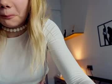 girl
        ch3rryt0ffee cam image #255618