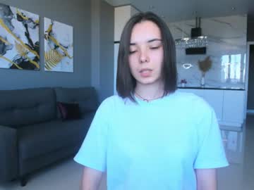 girl
        lindabecka cam image #116519