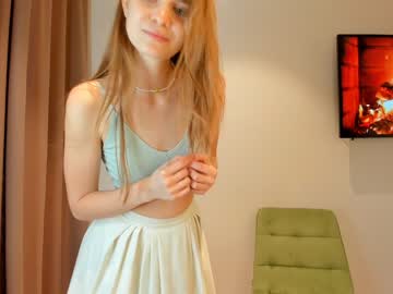 girl
        carolynsveronica cam image #106488