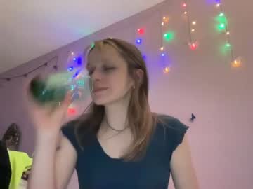 girl
        real_br4t cam image #49303
