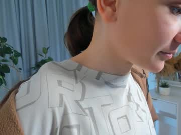 girl
        latonyamehrtens cam image #18803