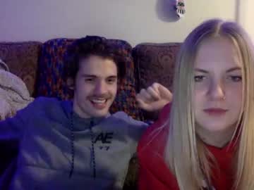 couple
        kjam3s cam image #50708