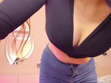 girl
        babyy_doll cam image #88486